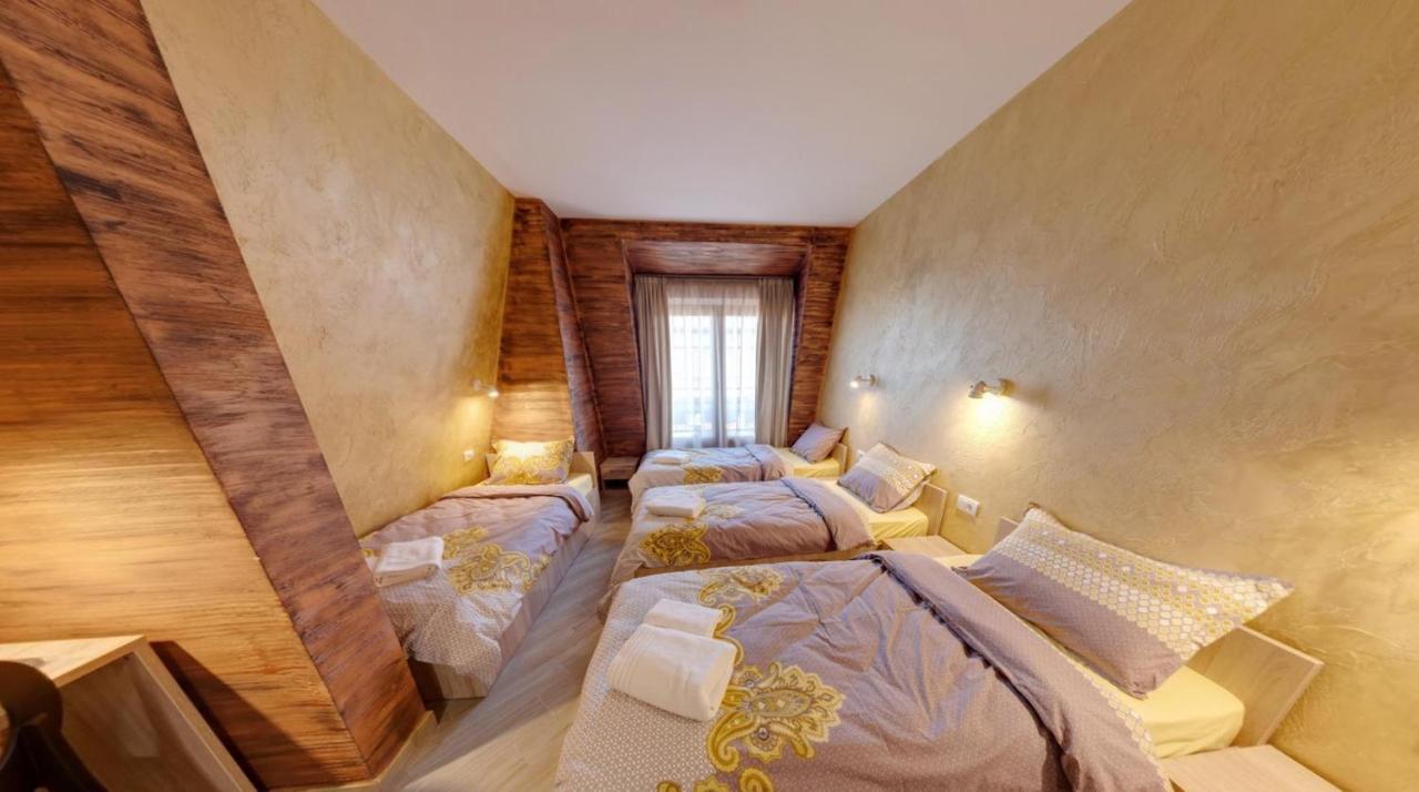 Каштел Pancevo Hotell Exteriör bild