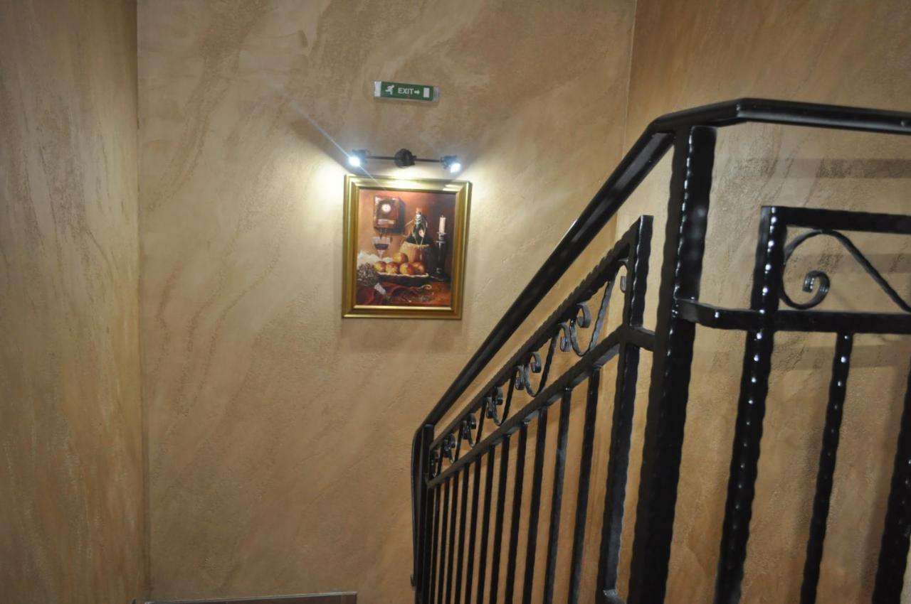 Каштел Pancevo Hotell Exteriör bild