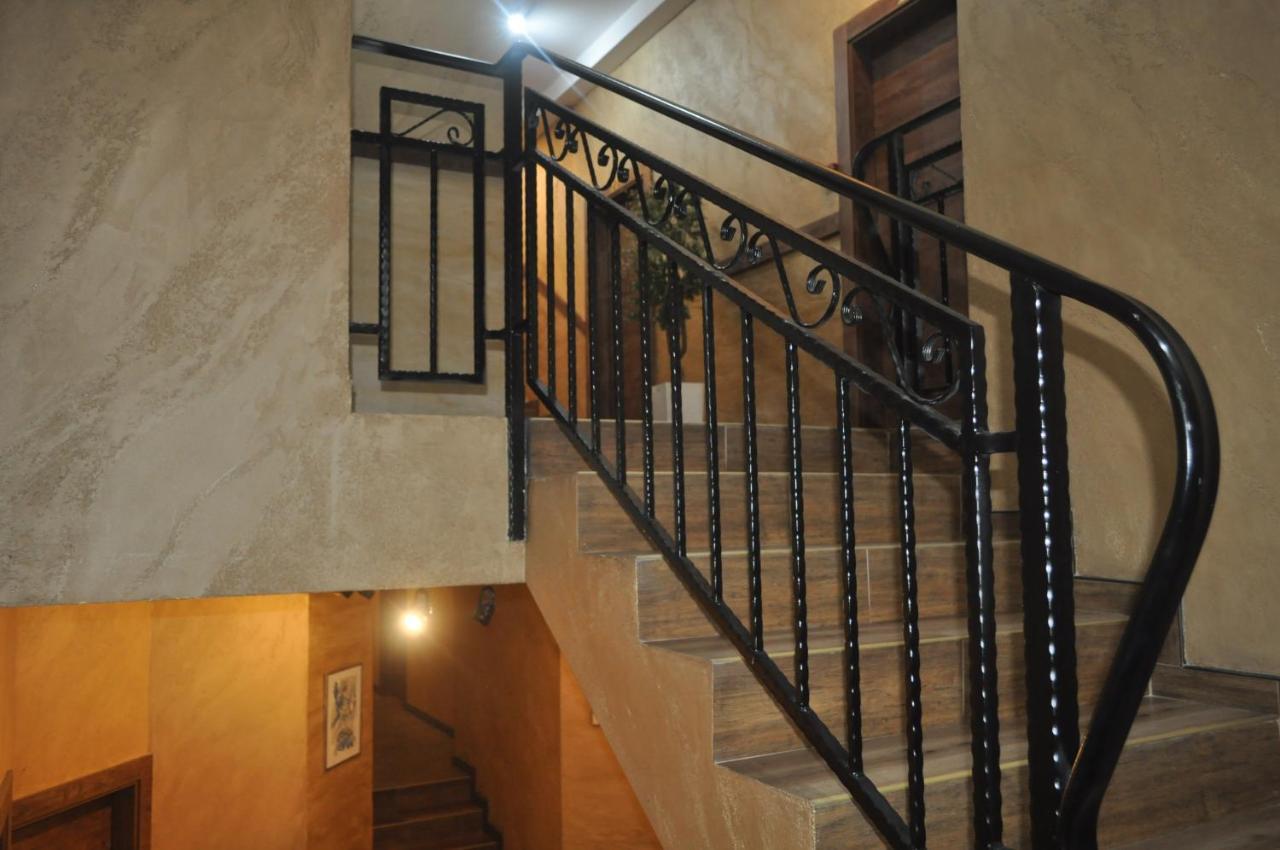 Каштел Pancevo Hotell Exteriör bild