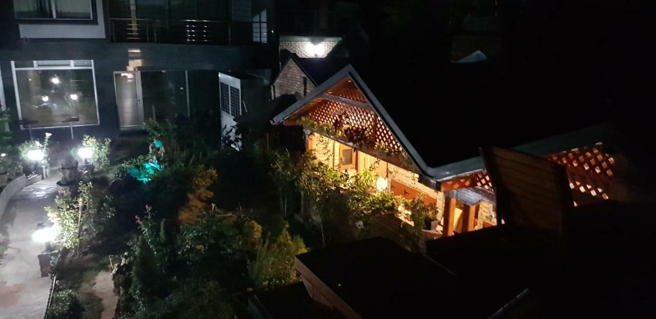 Каштел Pancevo Hotell Exteriör bild