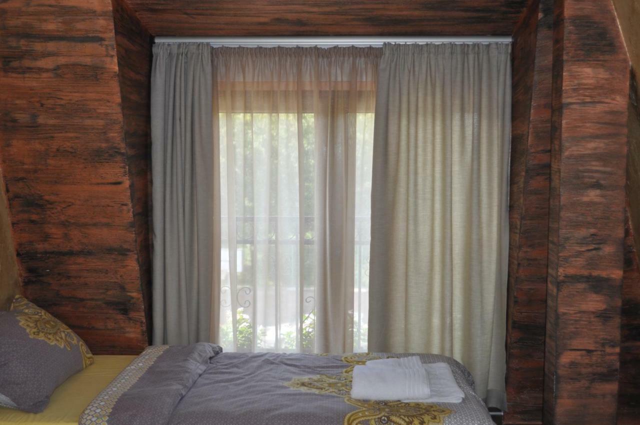 Каштел Pancevo Hotell Exteriör bild